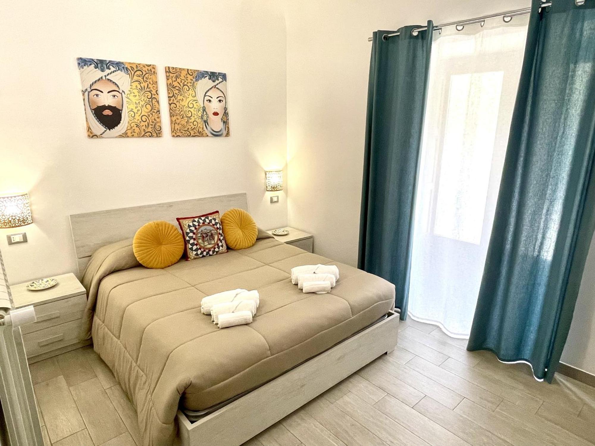 I Mori - Holiday Rooms Lascari Eksteriør bilde